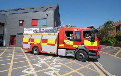 Fire engine leaves Wokingham Fire Station