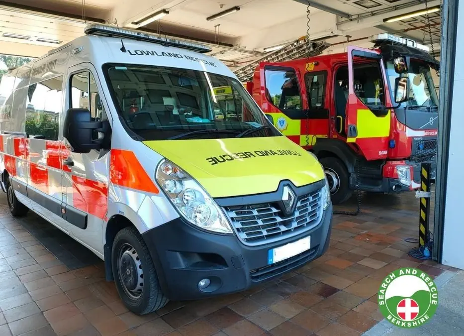 Berkshire Lowland Search and Rescue van and a fire engine